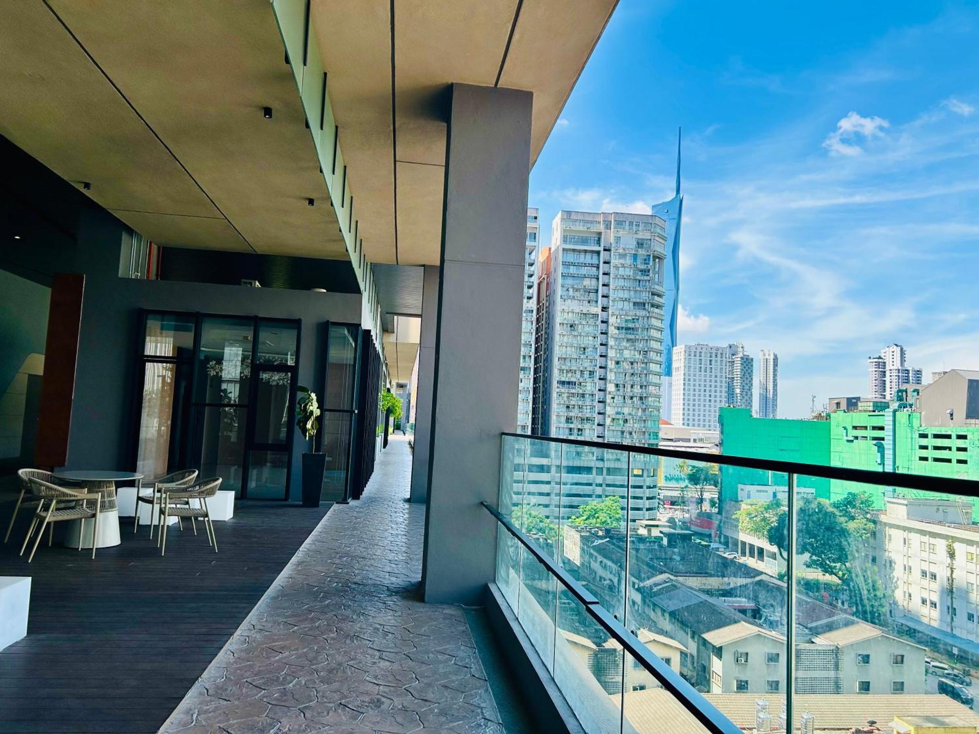 Axon Premium Suites Residence Kl Pavilion Kuala Lumpur Exterior photo