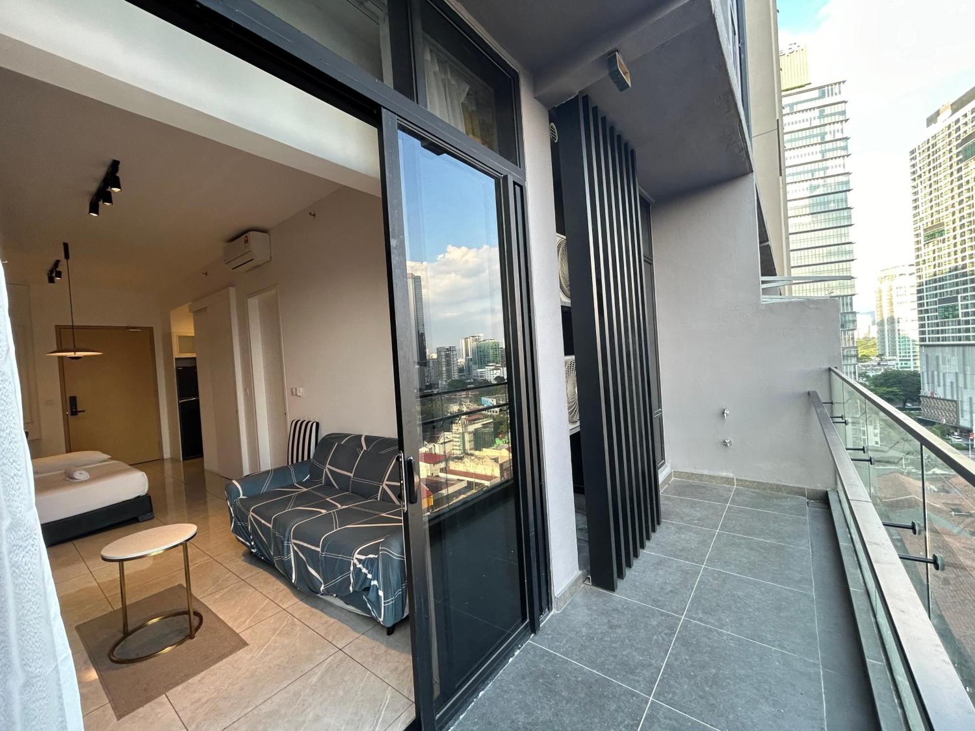 Axon Premium Suites Residence Kl Pavilion Kuala Lumpur Exterior photo